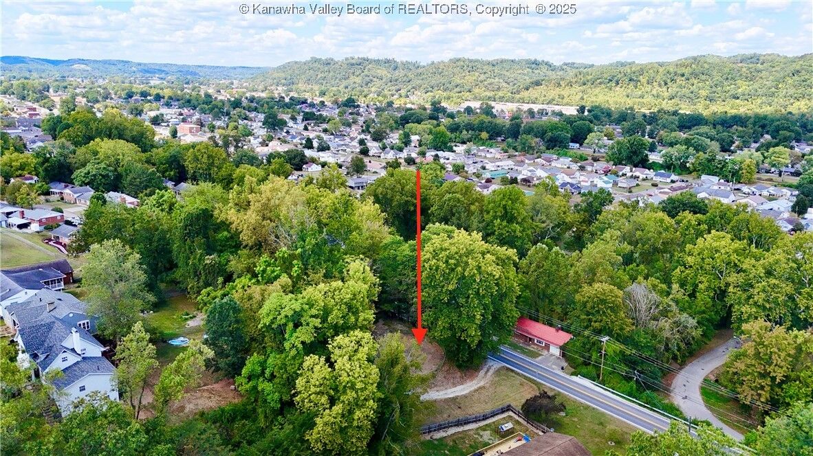 Property Photo: 2731 Kanawha Terrace WV 25177