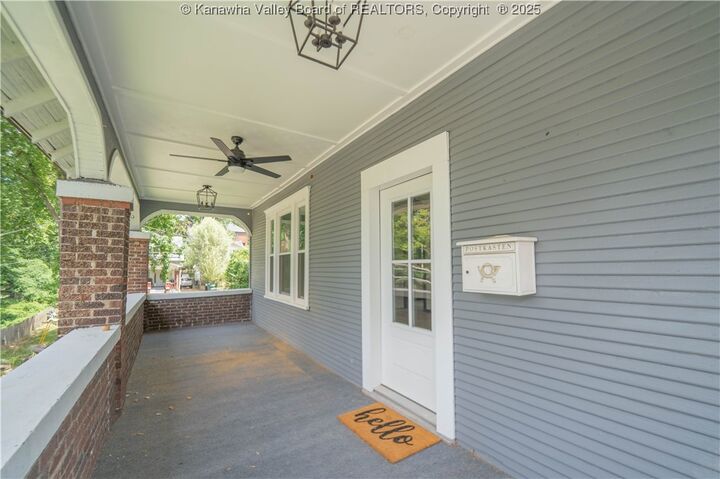 Property Photo: 850 Springdale Drive WV 25302
