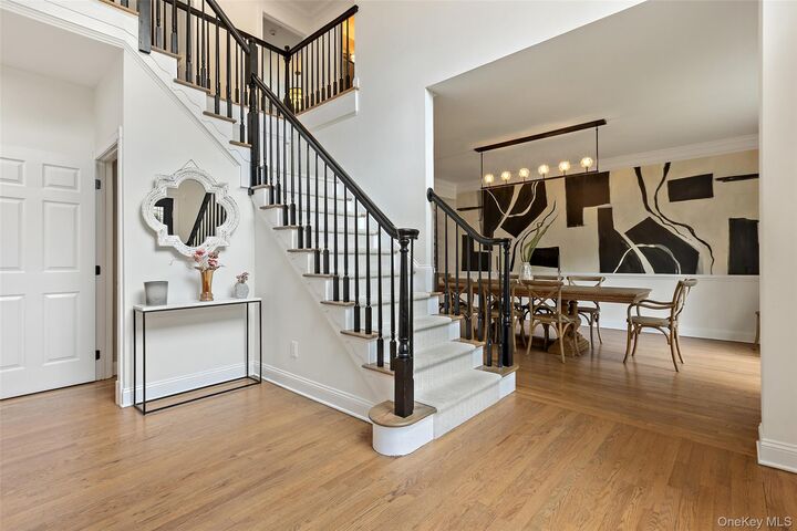 Property Photo:  4 Harness Court  NY 10560 