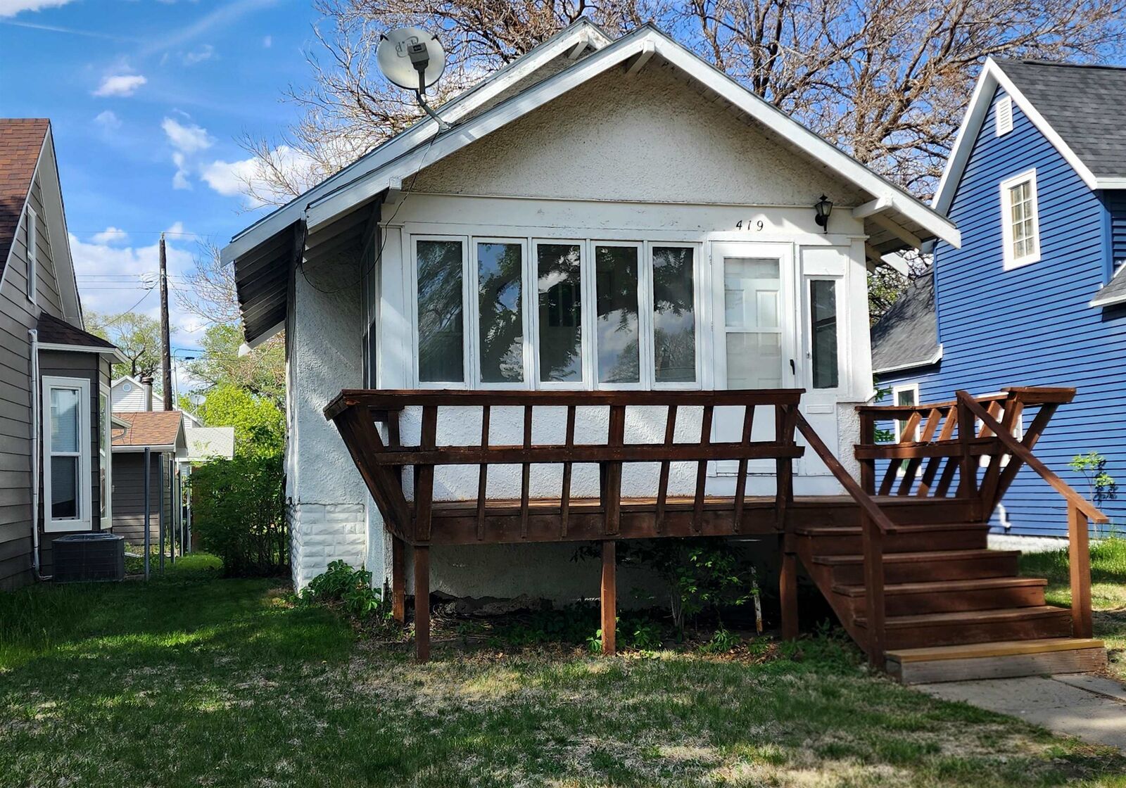 Property Photo:  419 W 10th Street  NE 69101 