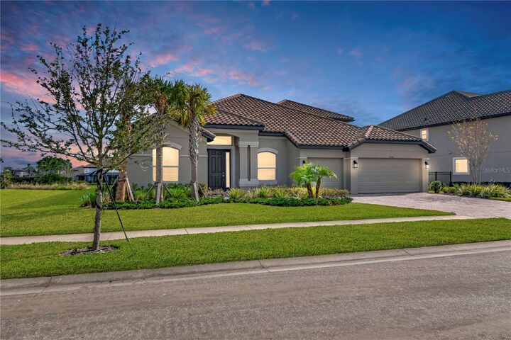 Property Photo: 33161 Kateland Drive FL 33545