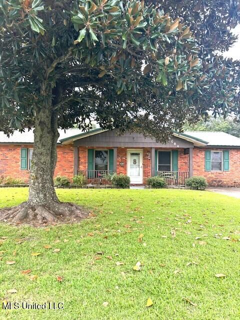 Property Photo: 4604 Ingalls Avenue MS 39581