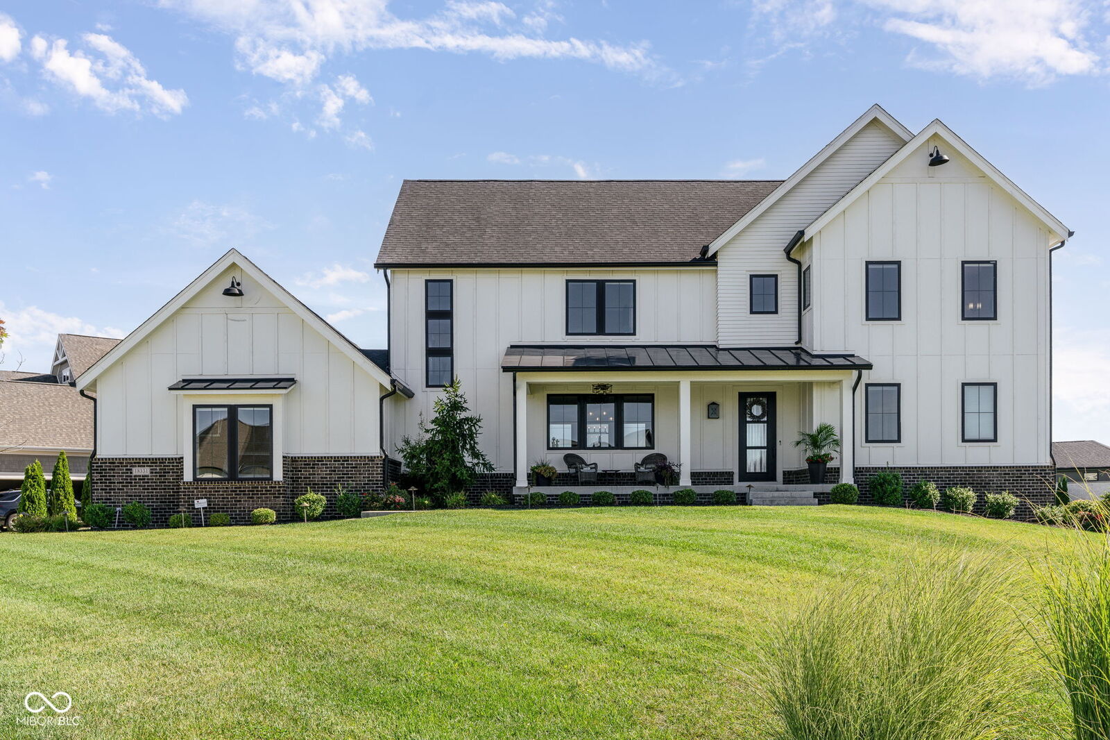 Property Photo:  18331 Lakes End Court  IN 46074 
