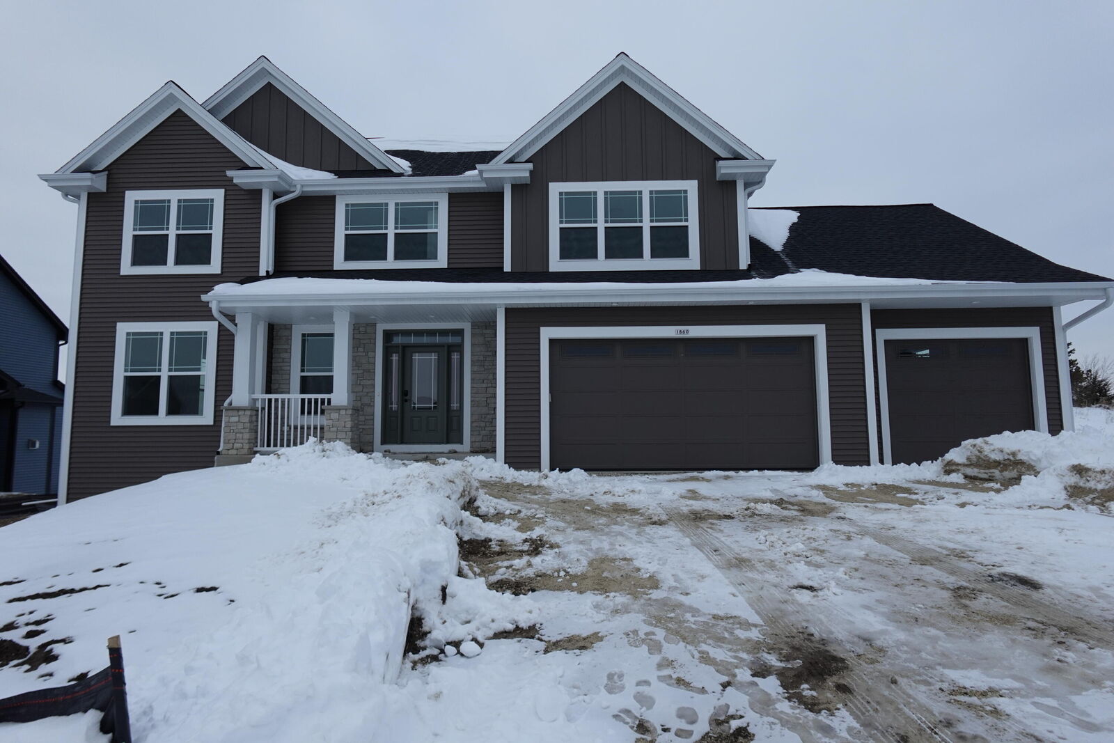 Property Photo:  1860 Arbor Vista Pl  WI 53095 