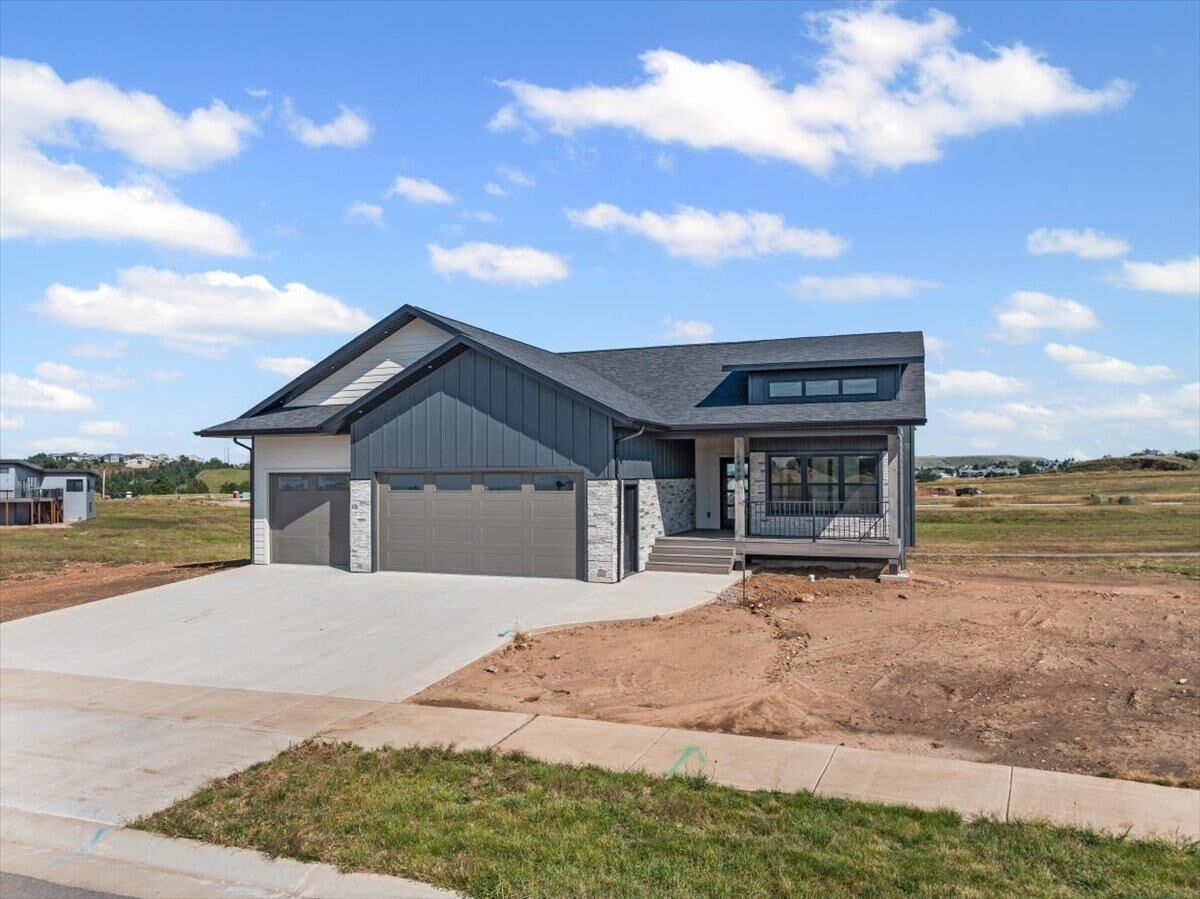 Property Photo: 1493 Oak Crest Court SD 57783