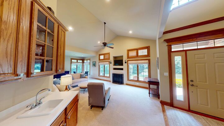 Property Photo: 21 Shadow Creek Circle IL 60463