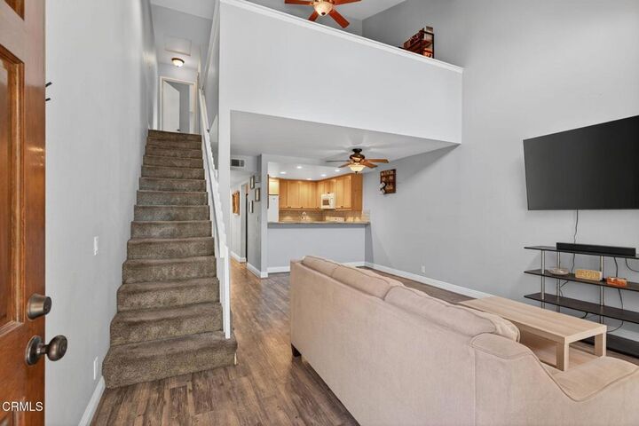 Property Photo:  8983 Aberdare Street  CA 93004 