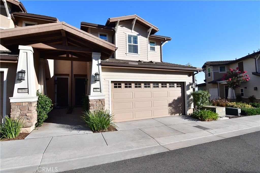 Property Photo:  18678 Clubhouse Drive  CA 92886 