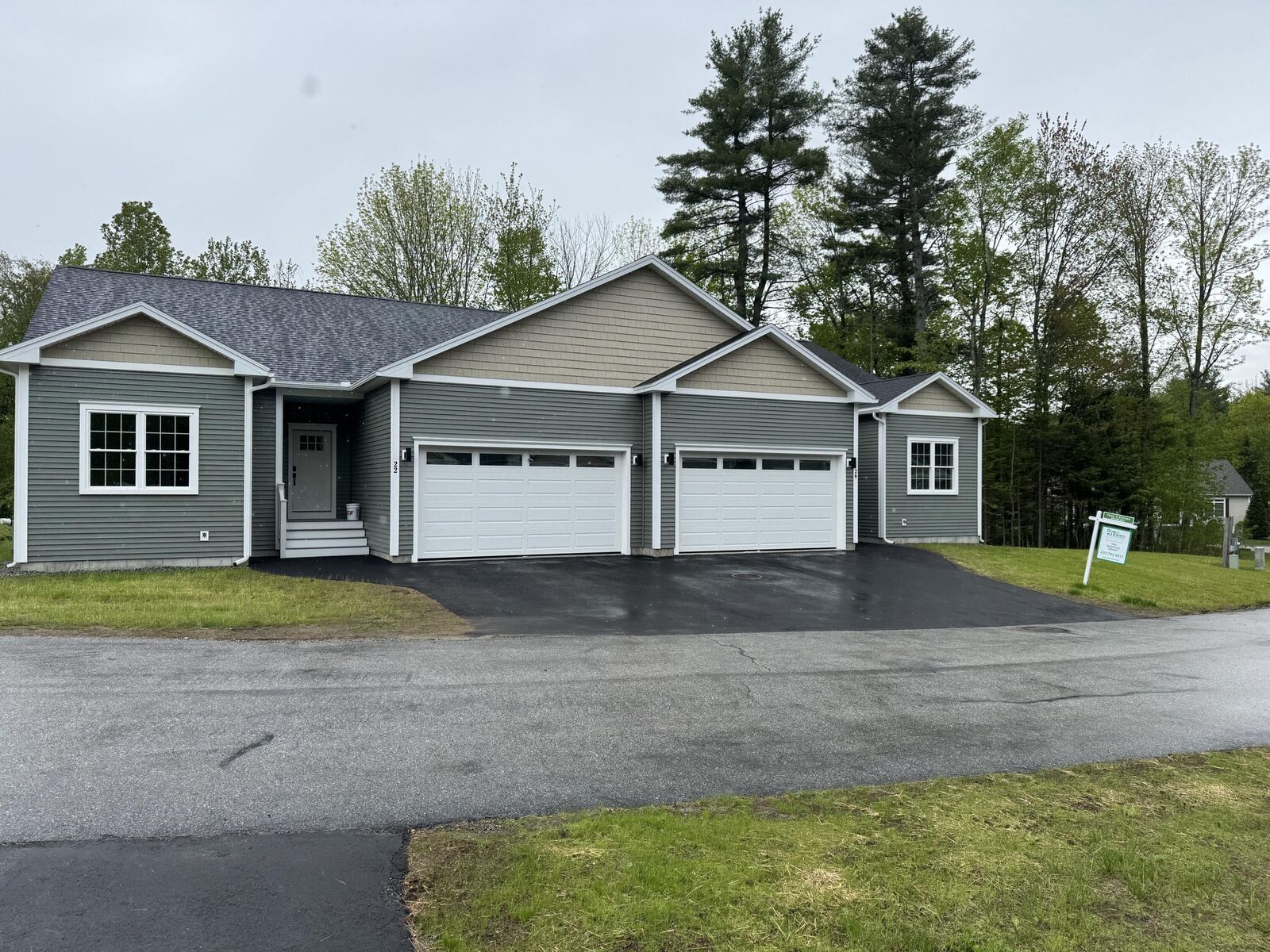 Property Photo: 26 Lantern Way 24 ME 04210