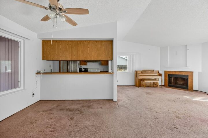 Property Photo: 7341 Marani Way CA 95831