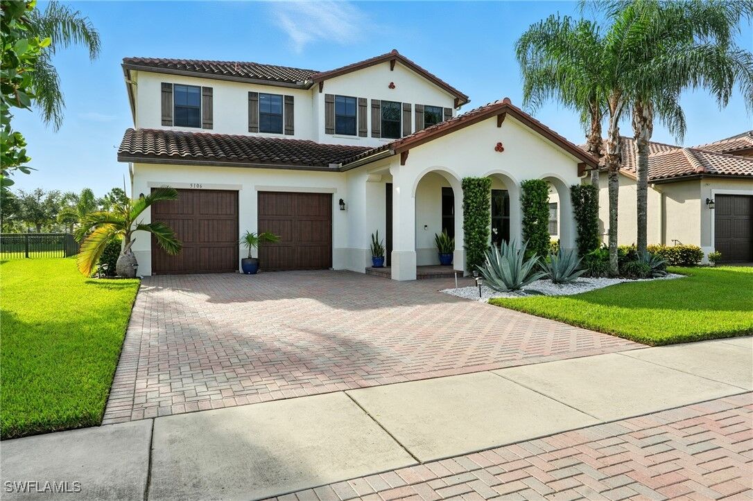 Property Photo: 5106 Monza Court FL 34142