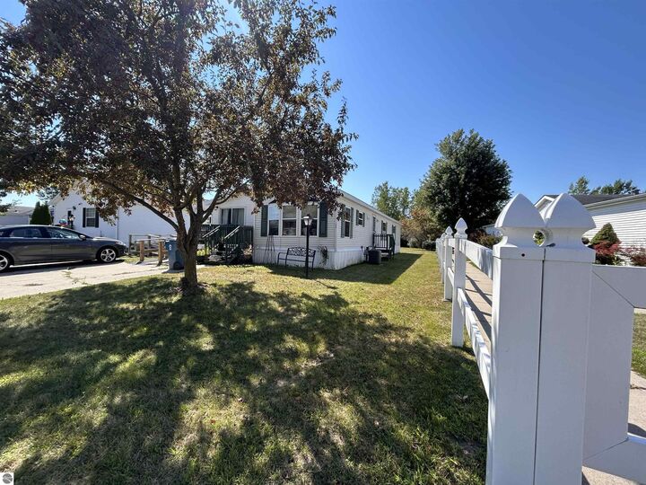 Property Photo: 5460 E Lilly Lane MI 48858