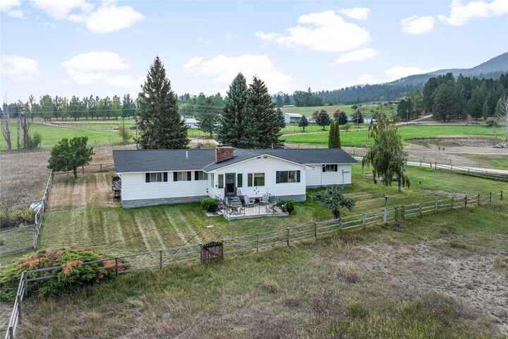 Property Photo: 803 Indian Prairie Loop MT 59875