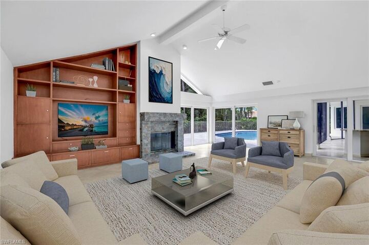 Property Photo:  4502 Silver Fox Dr  FL 34119 