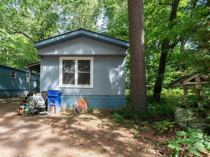 Property Photo: 15 Hawthorne Lane VT 05446