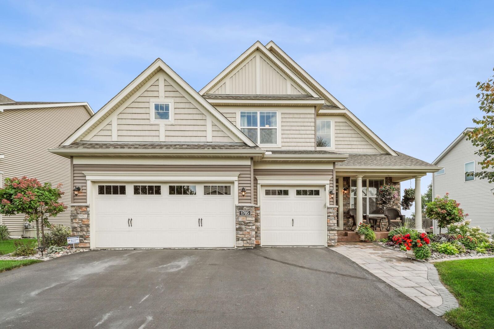 Property Photo: 1705 Hemlock Way MN 55317
