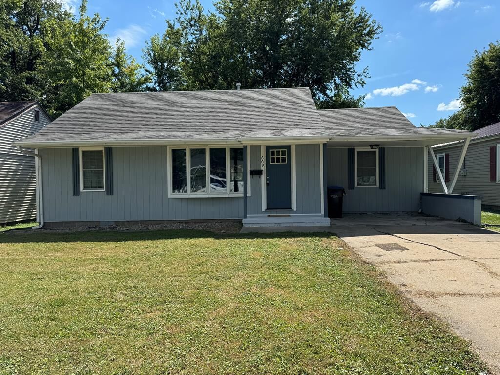 Property Photo: 609 W Link Street MO 63501