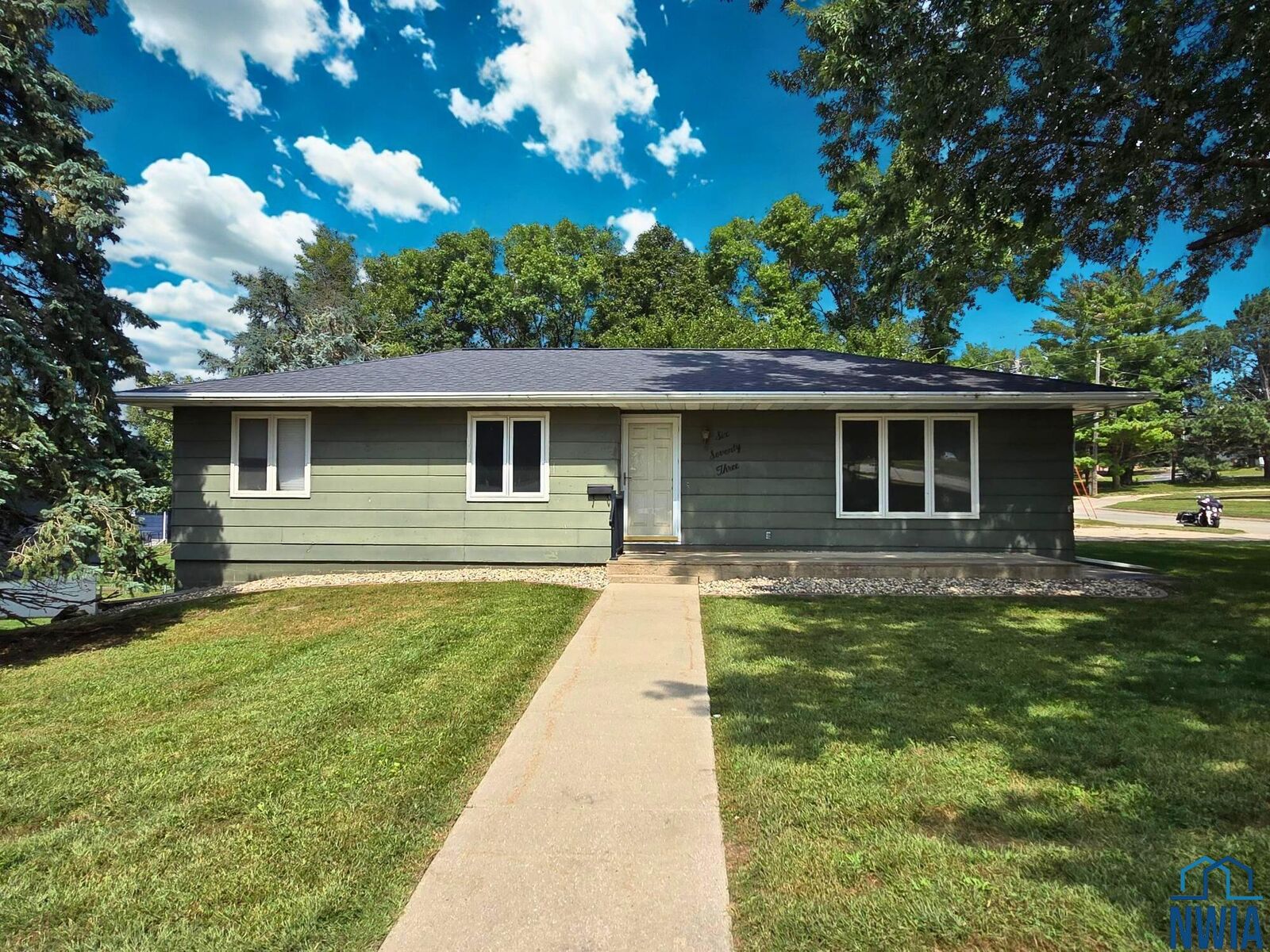 Property Photo: 673 N Lynn Drive IA 51031