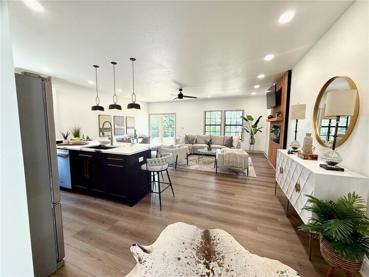 Property Photo: 220 N C Street AR 72756
