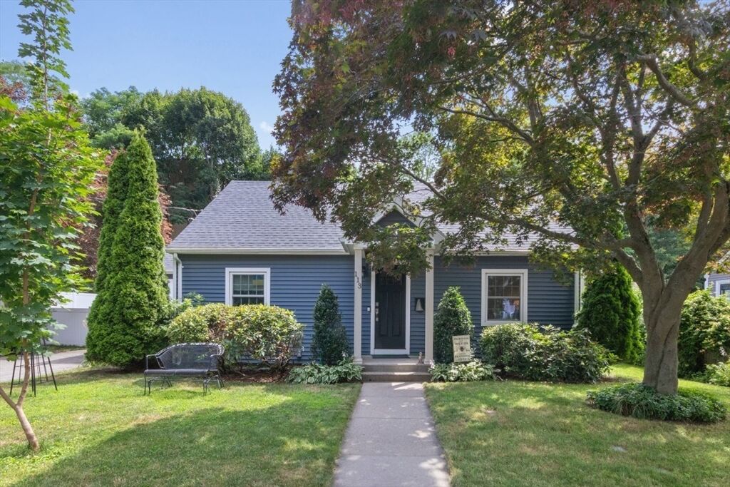 Property Photo: 113 Farnum Rd MA 02453