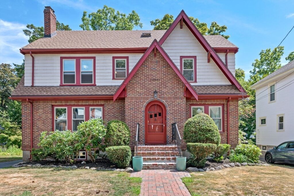 Property Photo: 35 Burbank Rd MA 02155