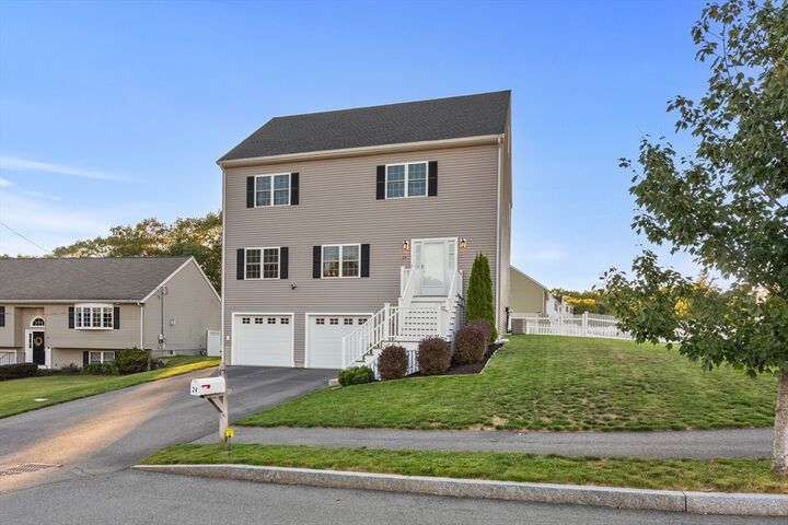 24 Sunset Rd  Lynn MA 01904 photo