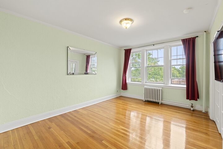 Property Photo: 10 Jamaicaway 24 MA 02130