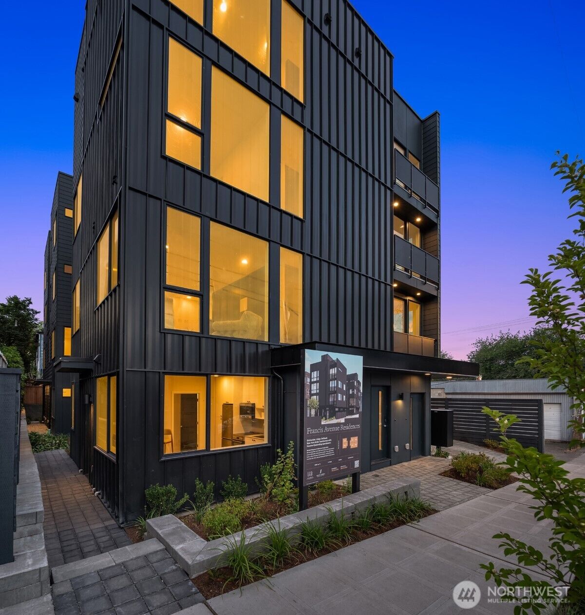 Property Photo: 3614 Francis Avenue N WA 98103