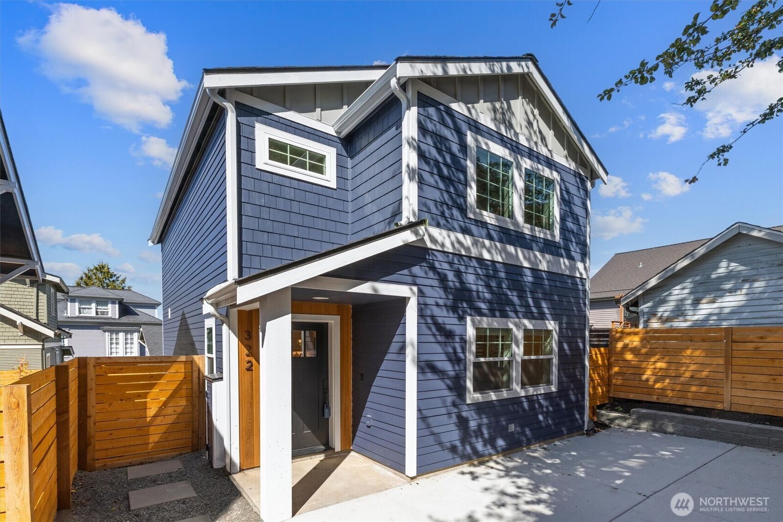 Property Photo: 320 B NW 51 Street WA 98107