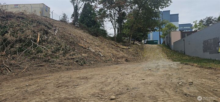 611 E 27th Street  Tacoma WA 98409 photo