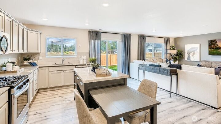 Property Photo:  14041  199th Street Ct E  WA 98338 