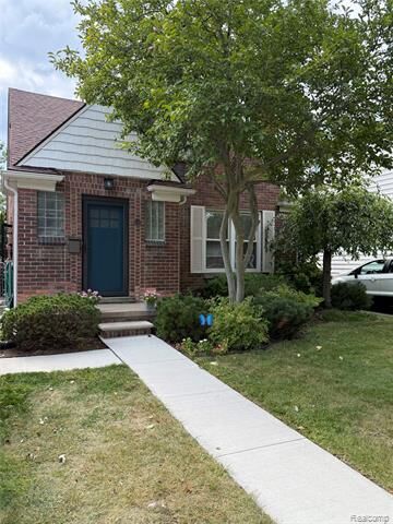 Property Photo:  651 N Highland Street  MI 48128 