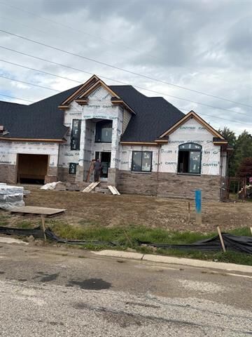 Property Photo:  10505 Excalibur Drive  MI 48315 