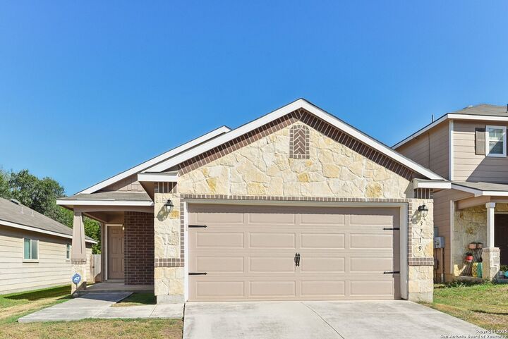 Property Photo: 3719 Fringe Breeze TX 78261
