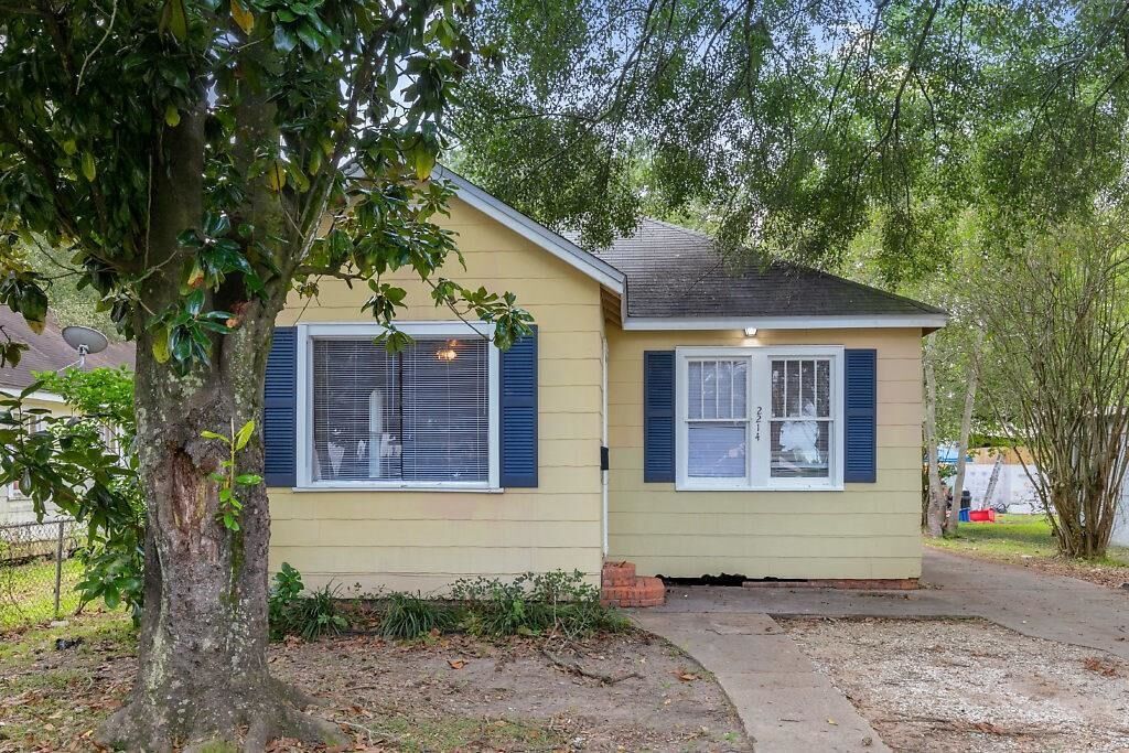 Property Photo: 2214 Stanton Street LA 70601