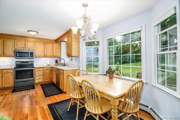 Property Photo: 5 Tanglewood Lane CT 06776