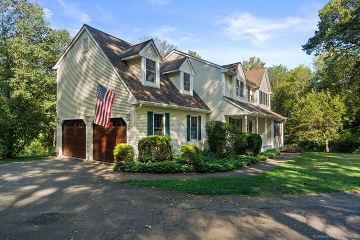 Property Photo: 206 Little City Road CT 06419