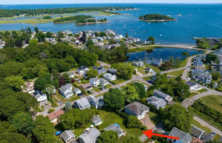 Property Photo: 9 Hilltop Road CT 06357