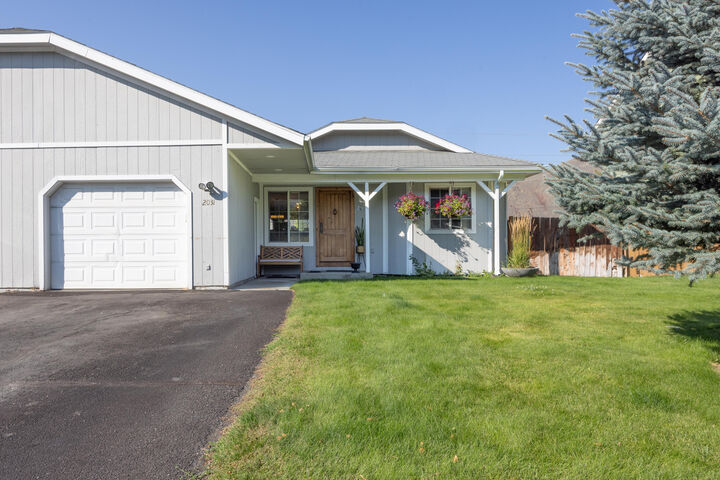 2031 Briarwood Dr  Hailey ID 83333 photo
