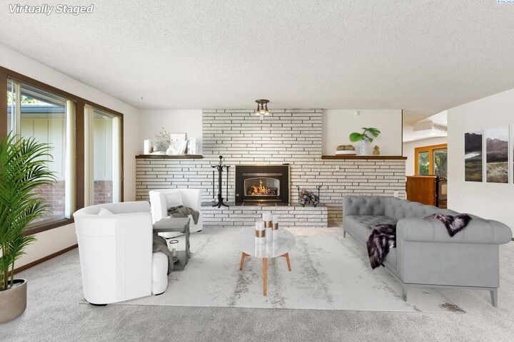 Property Photo: 1216 N Rd 56 WA 99301