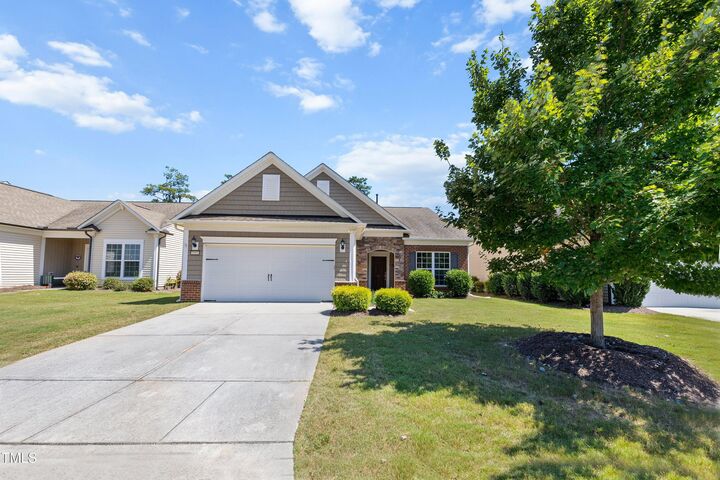 Property Photo:  2552 Kinglass Drive  NC 27526 