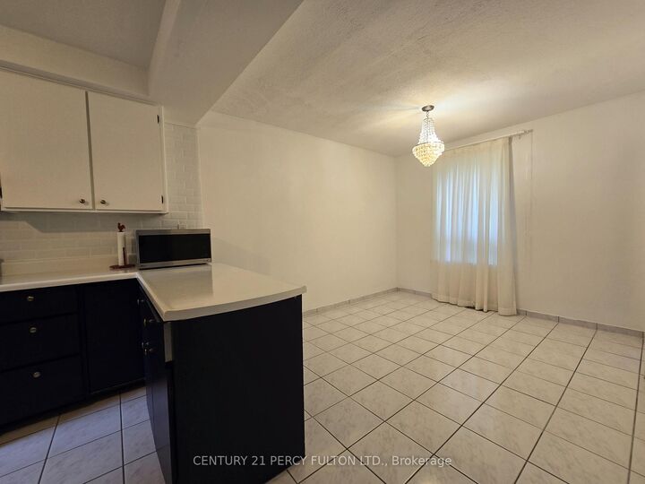 Property Photo: 109 Norton Avenue ON M2N 4A4