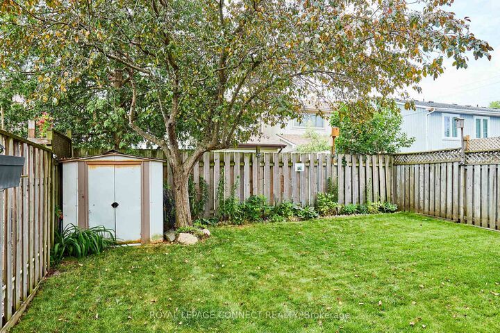 Photo de la propriété: 1583 Alwin Circle ON L1V 2W1