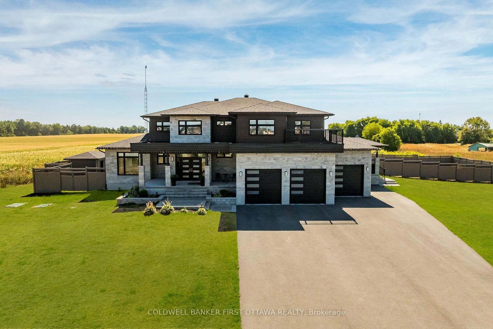 Property Photo:  5758 Fernbank Road  ON K2S 1B6 