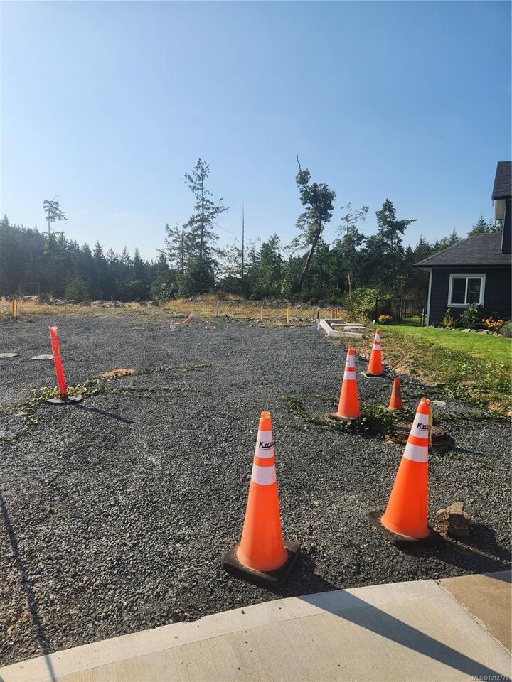 Property Photo:  Lot B Hopwood Pl  BC V9C 0J1 