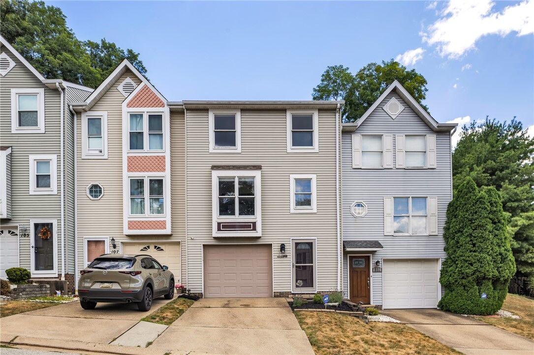 Property Photo:  109 Village Dr  PA 15227 