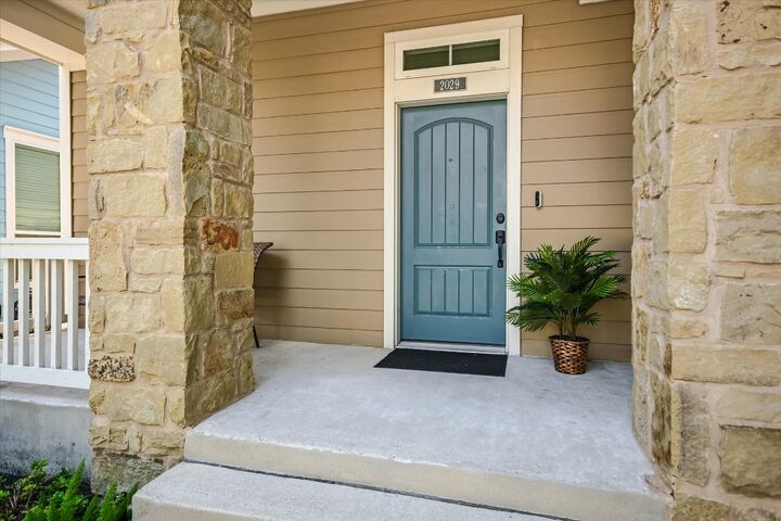 Property Photo: 2029 Mc Bee Street TX 78723