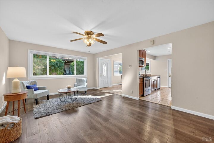 140 E I Street  Benicia CA 94510 photo