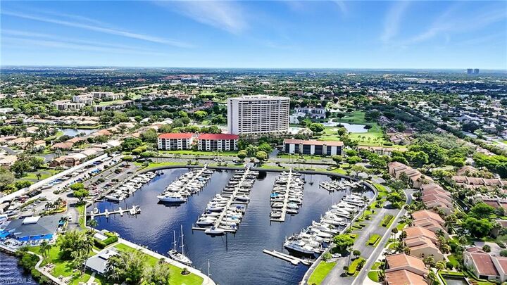 Property Photo: 5260 S Landings Dr 506 FL 33919