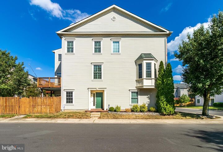 Property Photo: 1112 Carbondale Way MD 21054